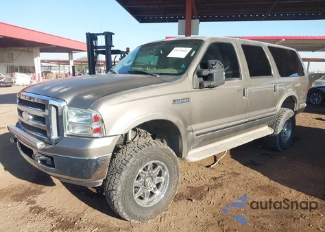 2005 Ford Excursion Limited from USA, damaged, VIN 1FMSU43PX5ED44308